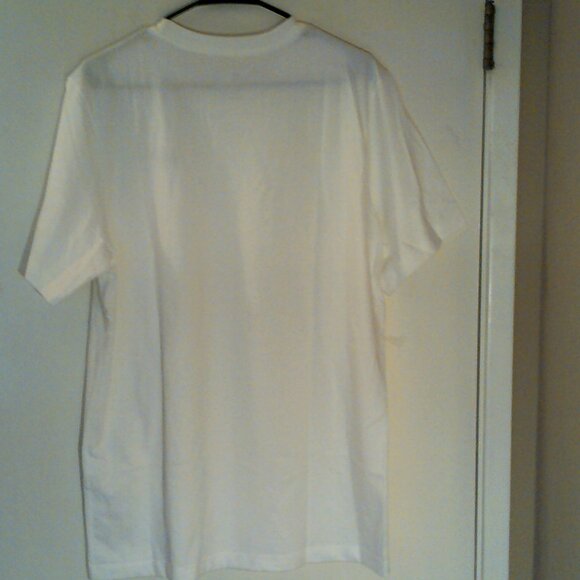 NEW NIKE SPORTSWEAR "Embroidered Swoosh Tee" MEN'S WHITE T-SHIRT L BV0507-100 - Picture 5 of 6